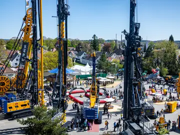 From large machines to a dance show and a drawing contest: There was plenty to enjoy at the Bauer employee afternoon on April 24.